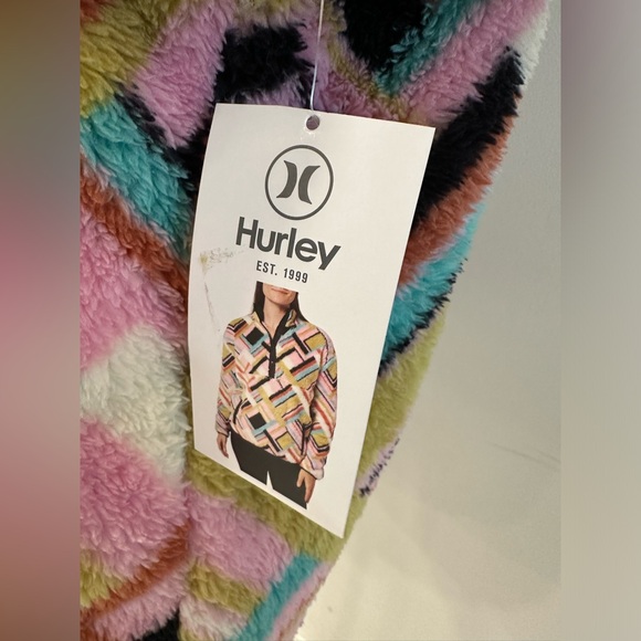 HURLEY women’s fleece pullover, snap on buttons. NWT - Picture 2 of 4